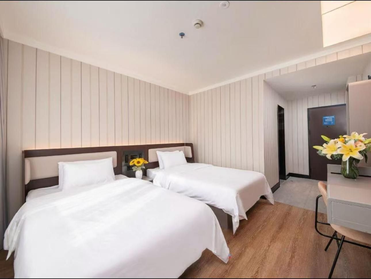 Hanting Hotel Shanghai Babaiban Pudian Road Subway Station Esterno foto