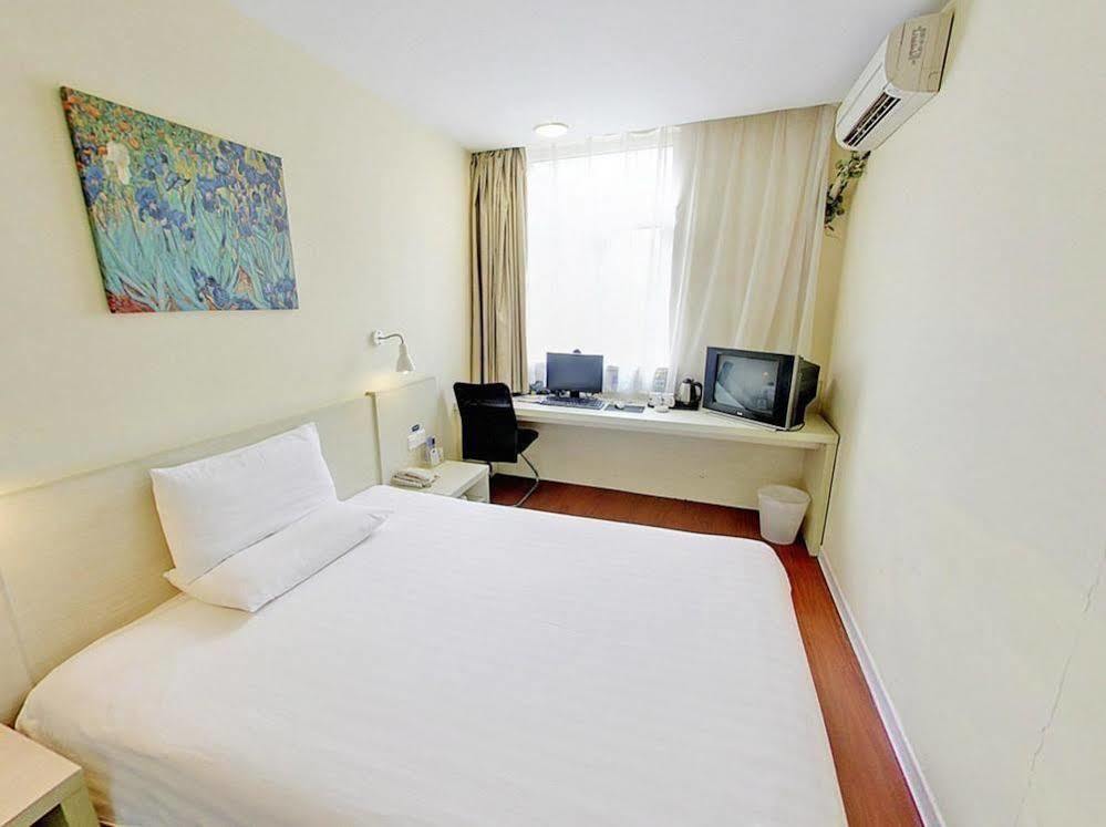 Hanting Hotel Shanghai Babaiban Pudian Road Subway Station Esterno foto